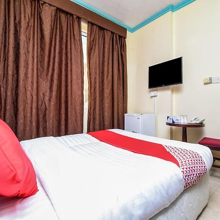 Oyo 170 Roy Sand Hotel Дубай Екстер'єр фото